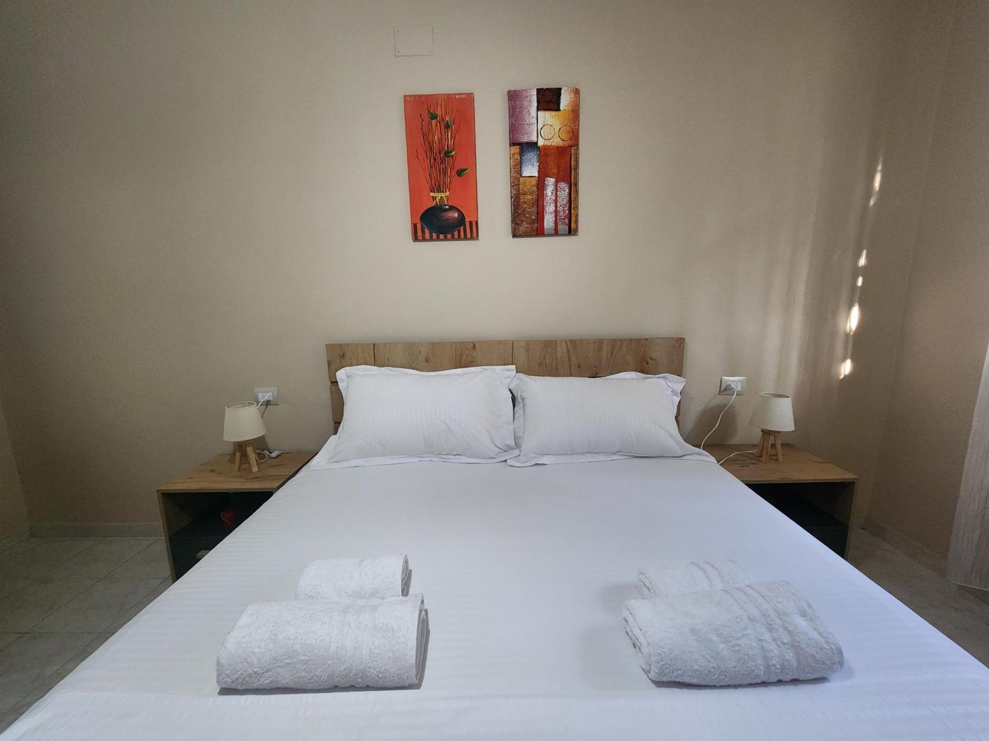 Eden Guesthouse Durres Ngoại thất bức ảnh